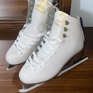 Size 5 Lake Placid Cascade Figure Ice Skates – Premium White – New Condition